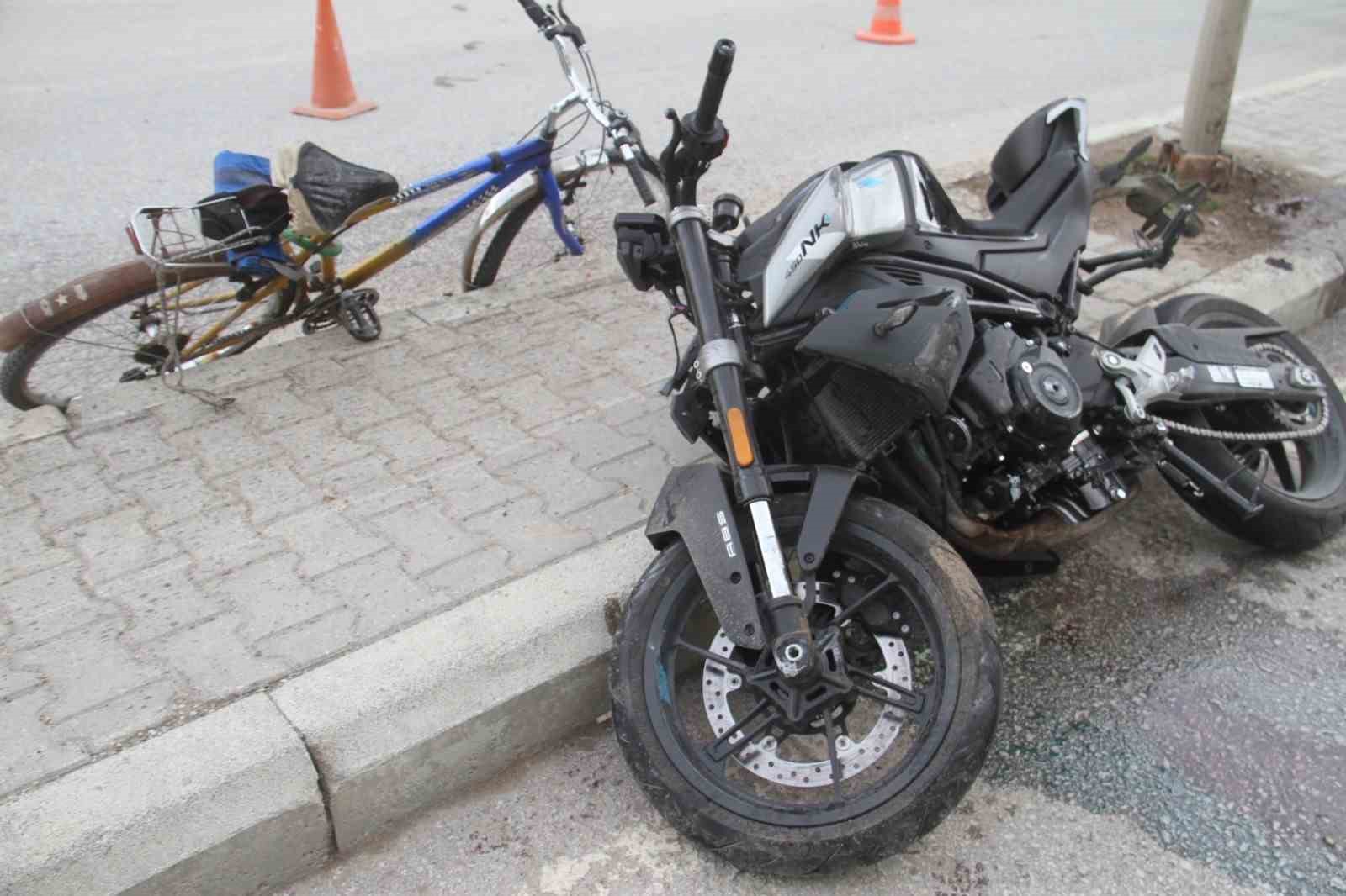Konya’da motosikletle çarpışan bisikletli hayatını kaybetti