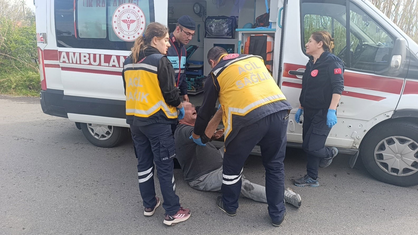 Kaza yapan alkollü sürücü hakaret ve küfür yağdırdı
