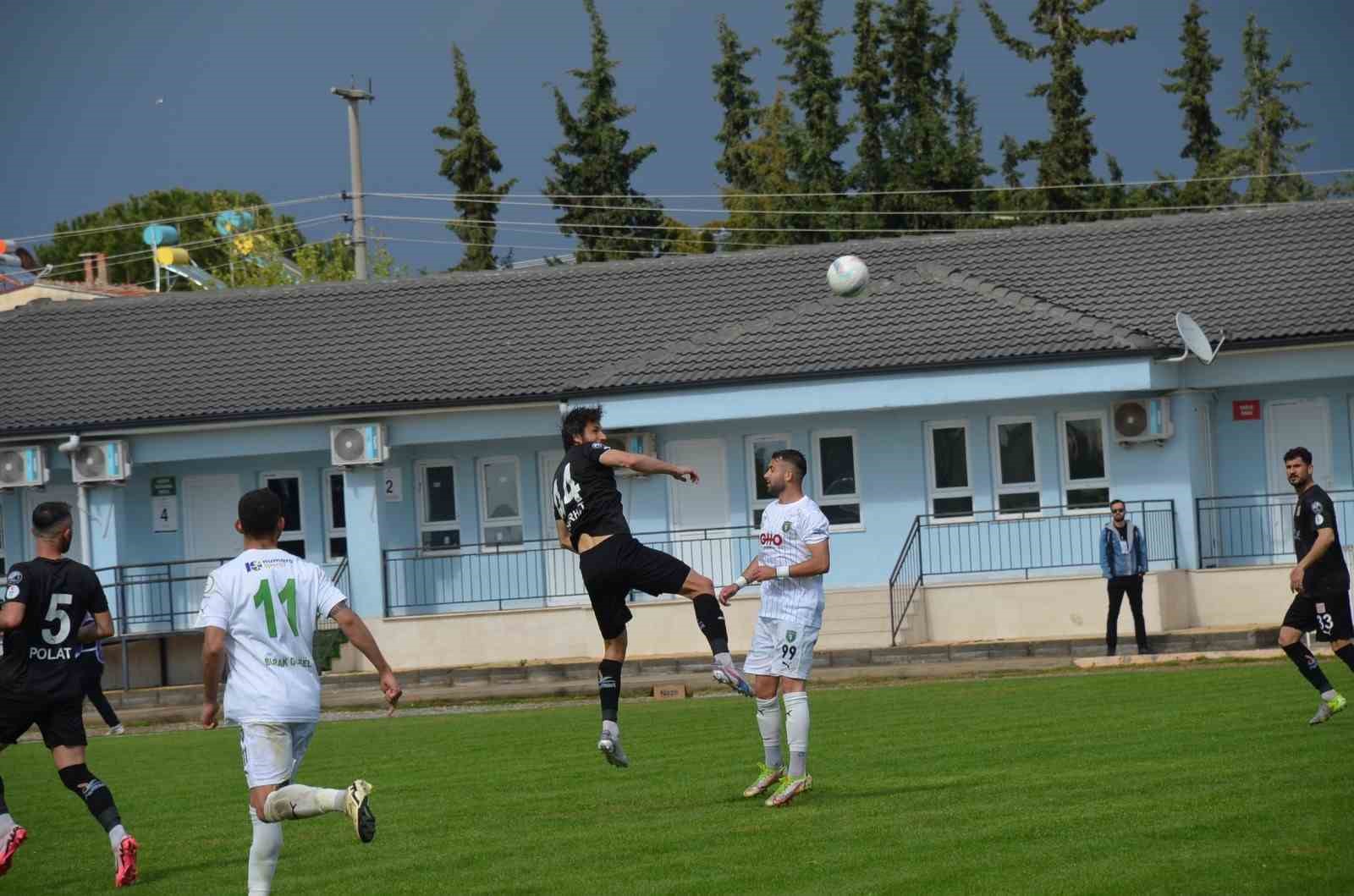 Efeler 09 SFK, evinde mağlup oldu