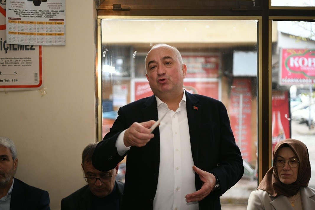 AK Parti’li Gider: 