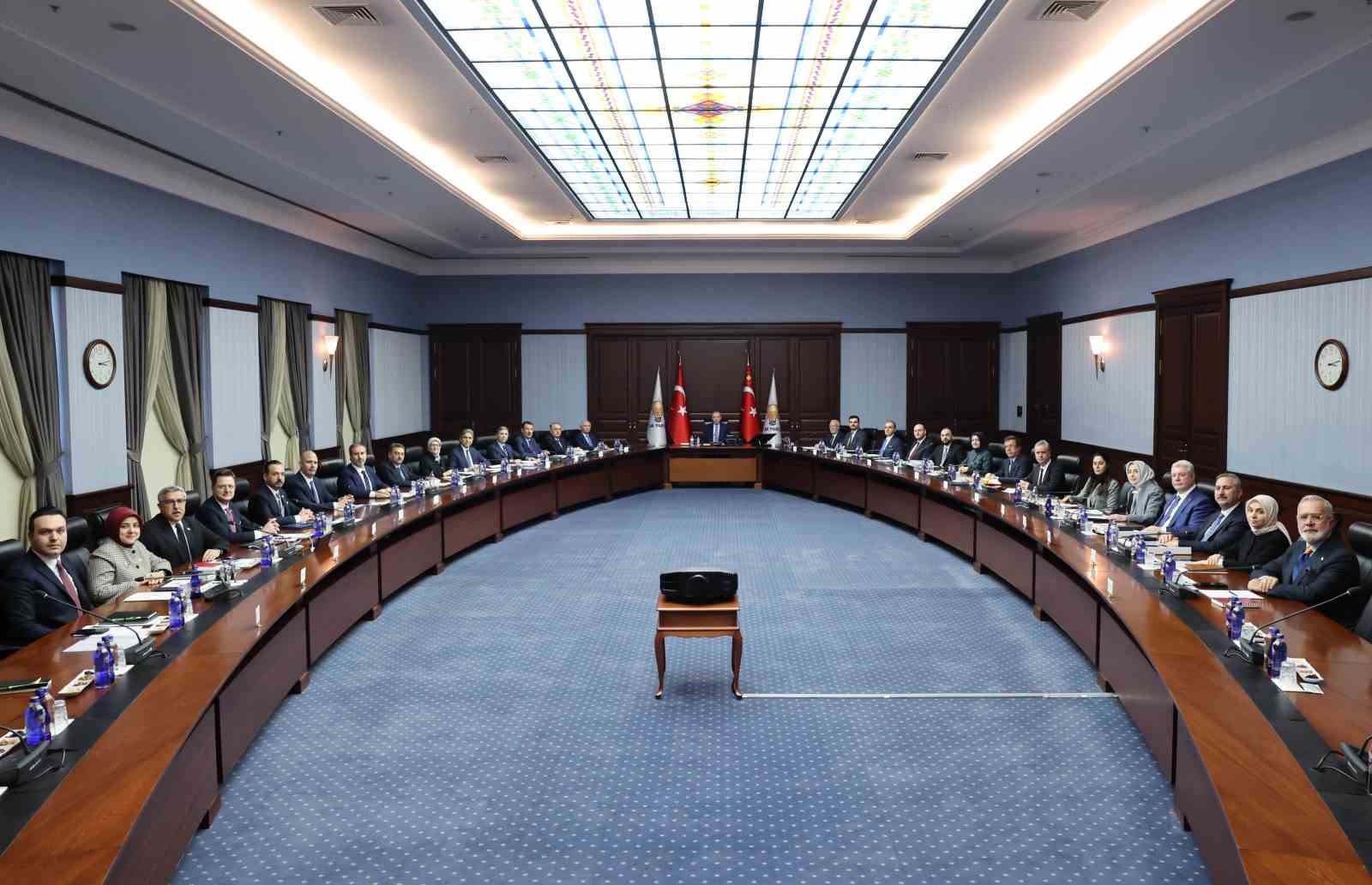 AK Parti MYK başladı