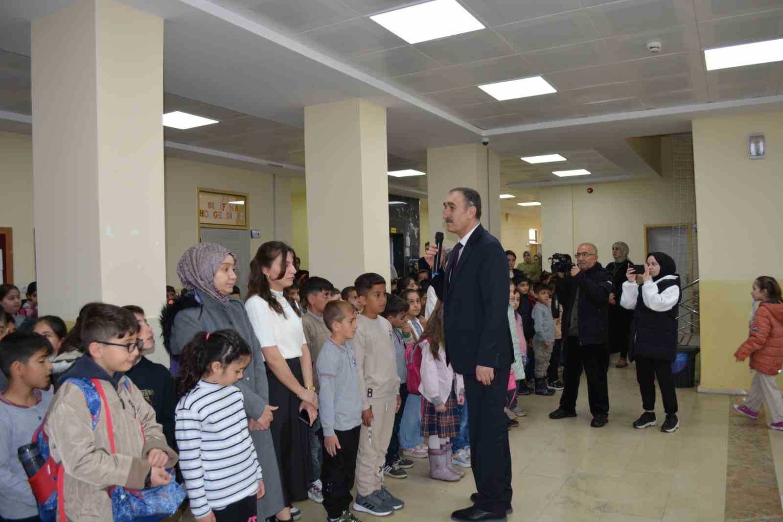 Muş’ta ara tatilin ardından ders zili yeniden çaldı