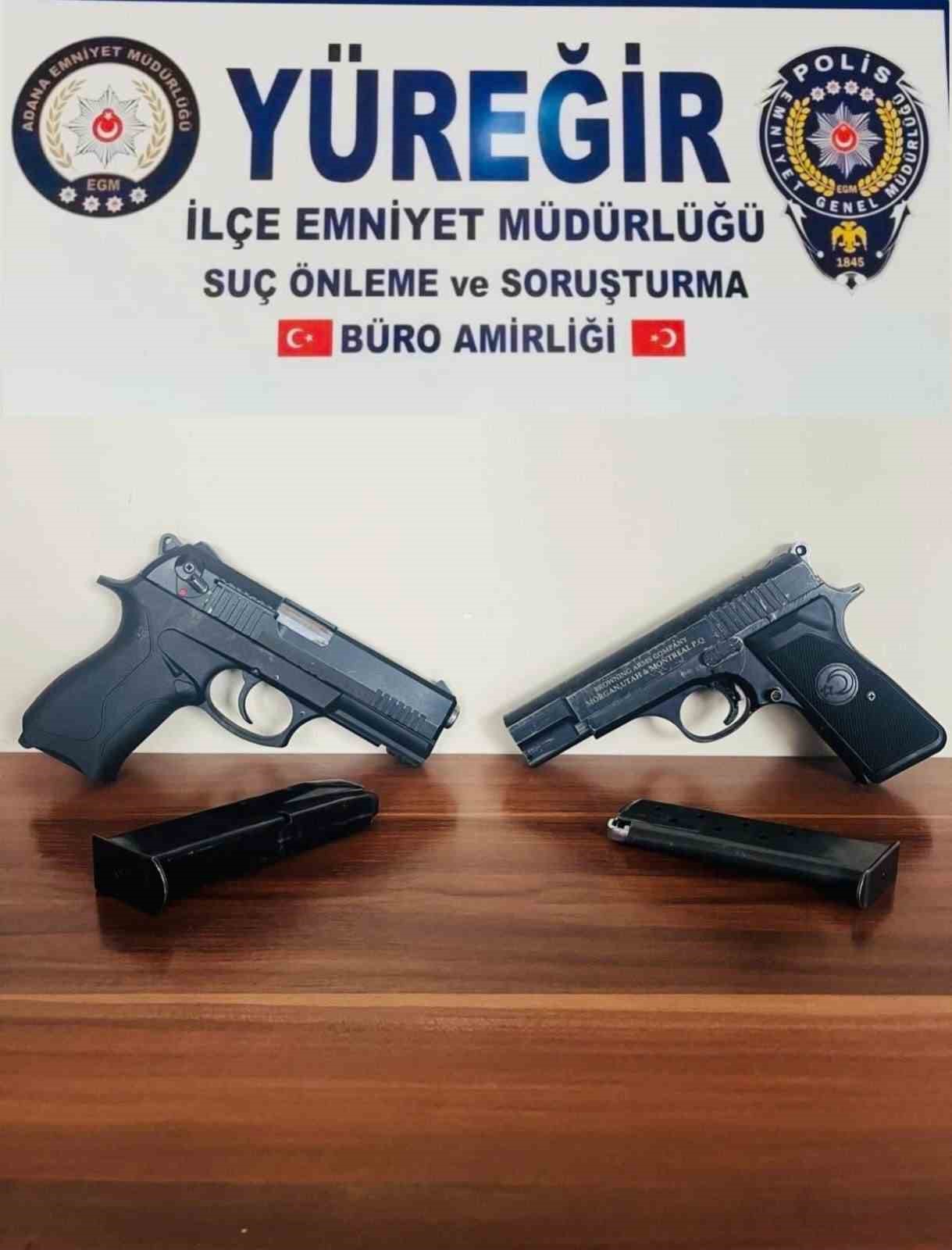 Yüreğir’de 49 şüpheli yakalandı, 22 silah ele geçirildi