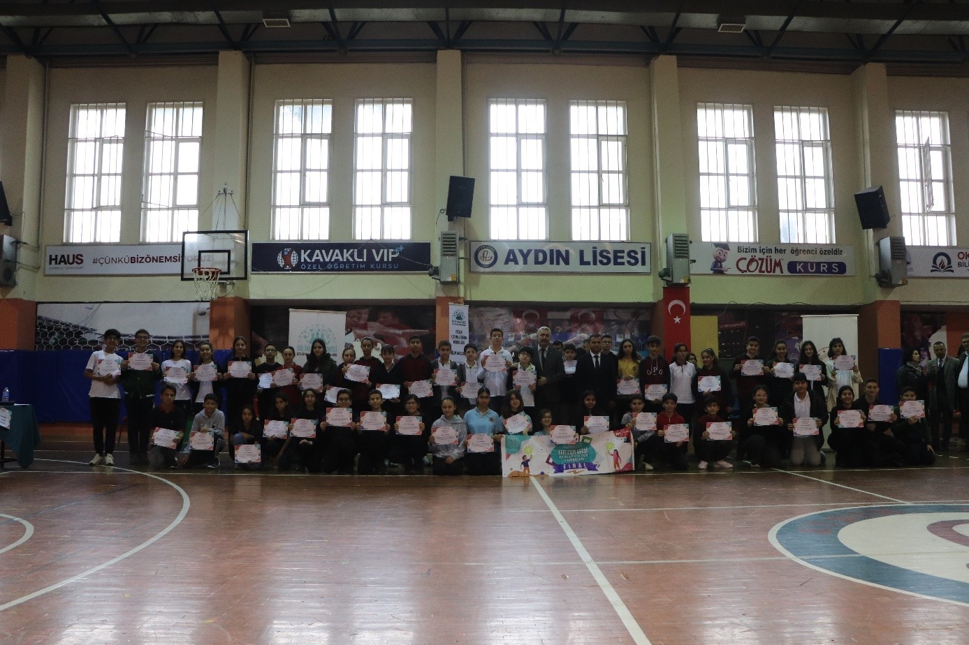 Öğrenciler bilgilerini konuşturdu