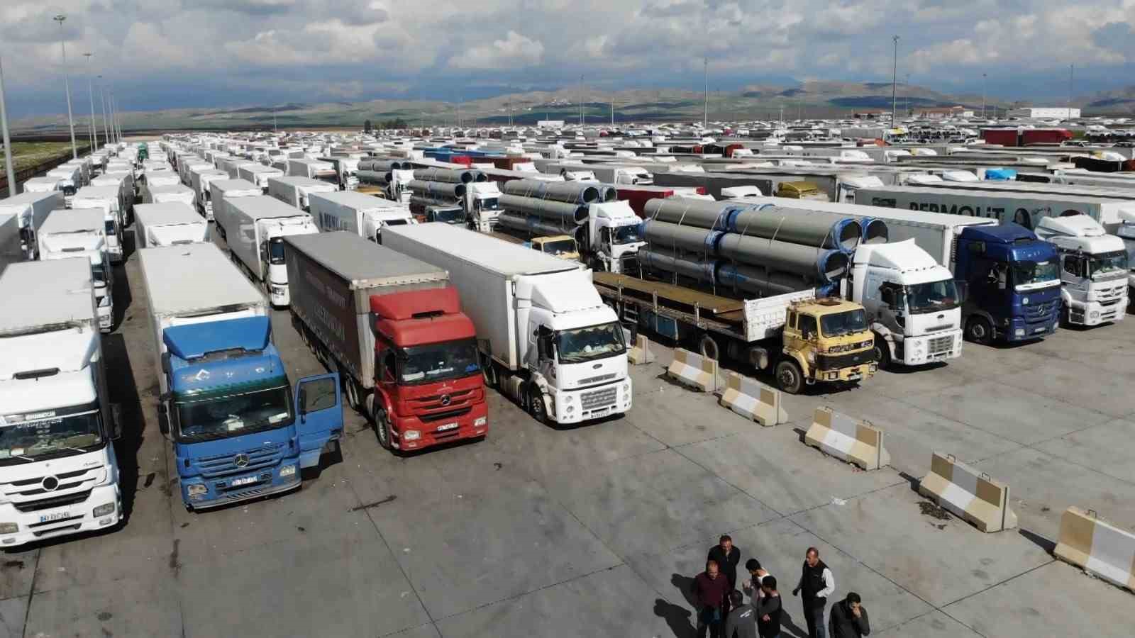 Şırnak’ta nakliyeciler sera projesini bekliyor