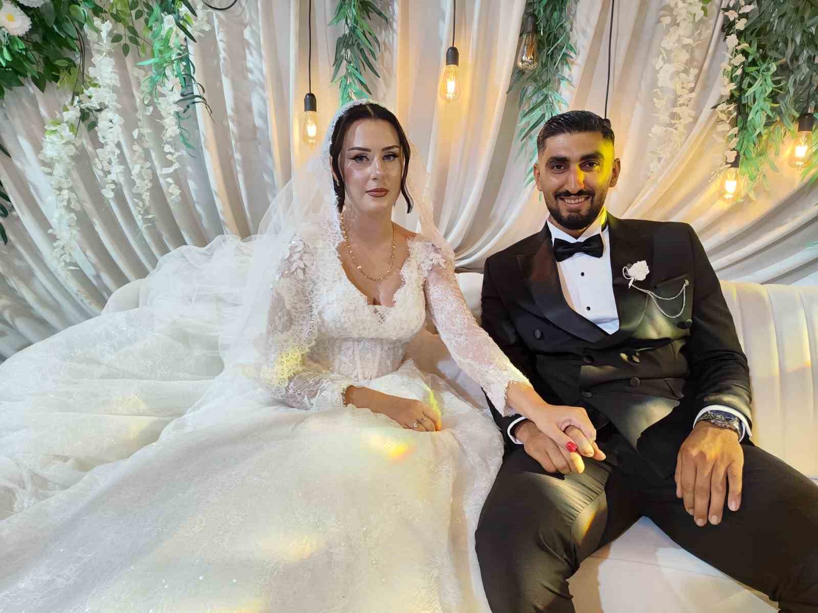 polonyali-izabella-ile-umutcan-batman-da-dunyaevine-girdi