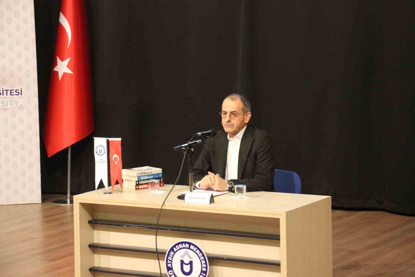 Gazeteci Albayrak: 
