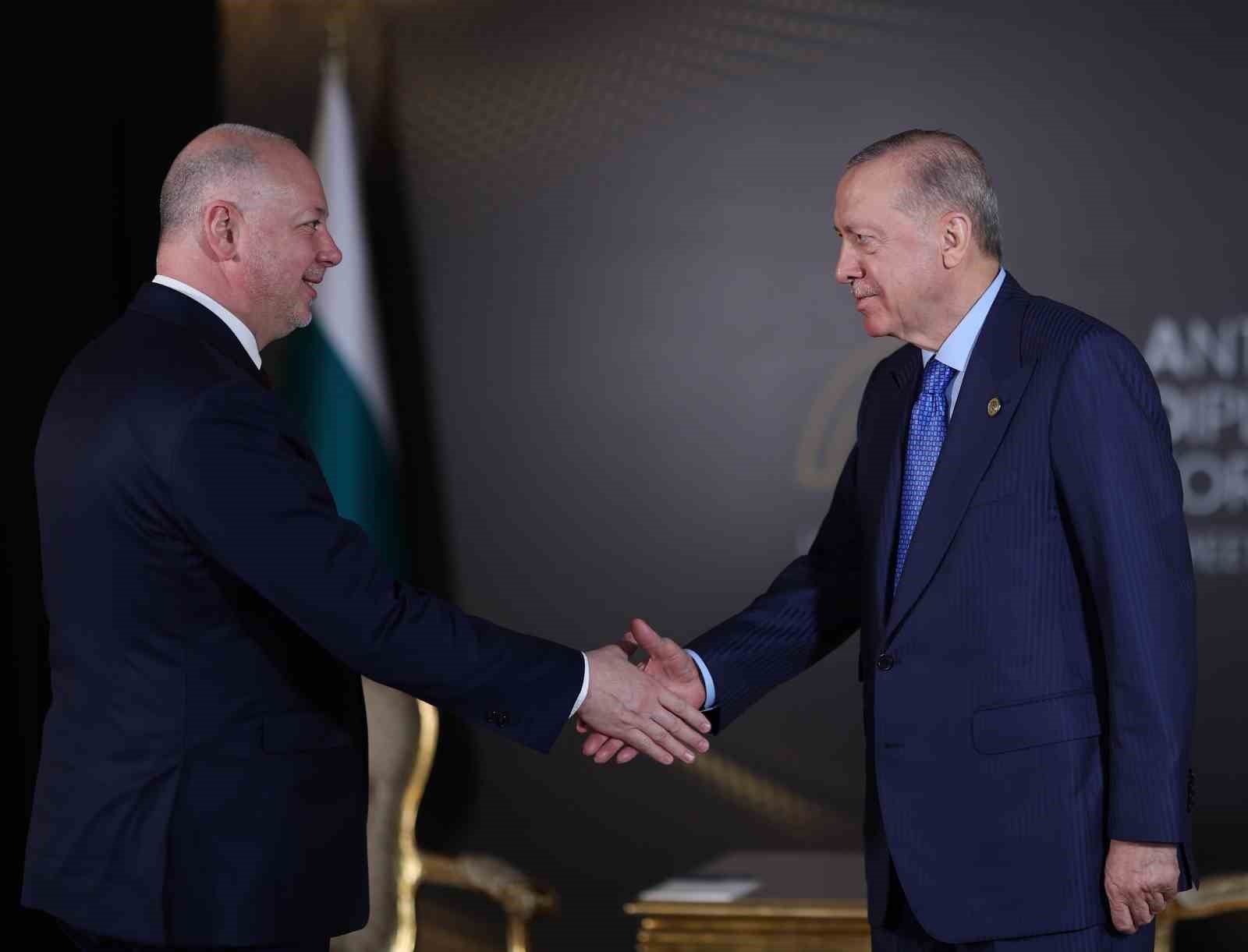 Cumhurbaşkanı Erdoğan, Bulgaristan Başbakanı Zhelyazkov’u kabul etti