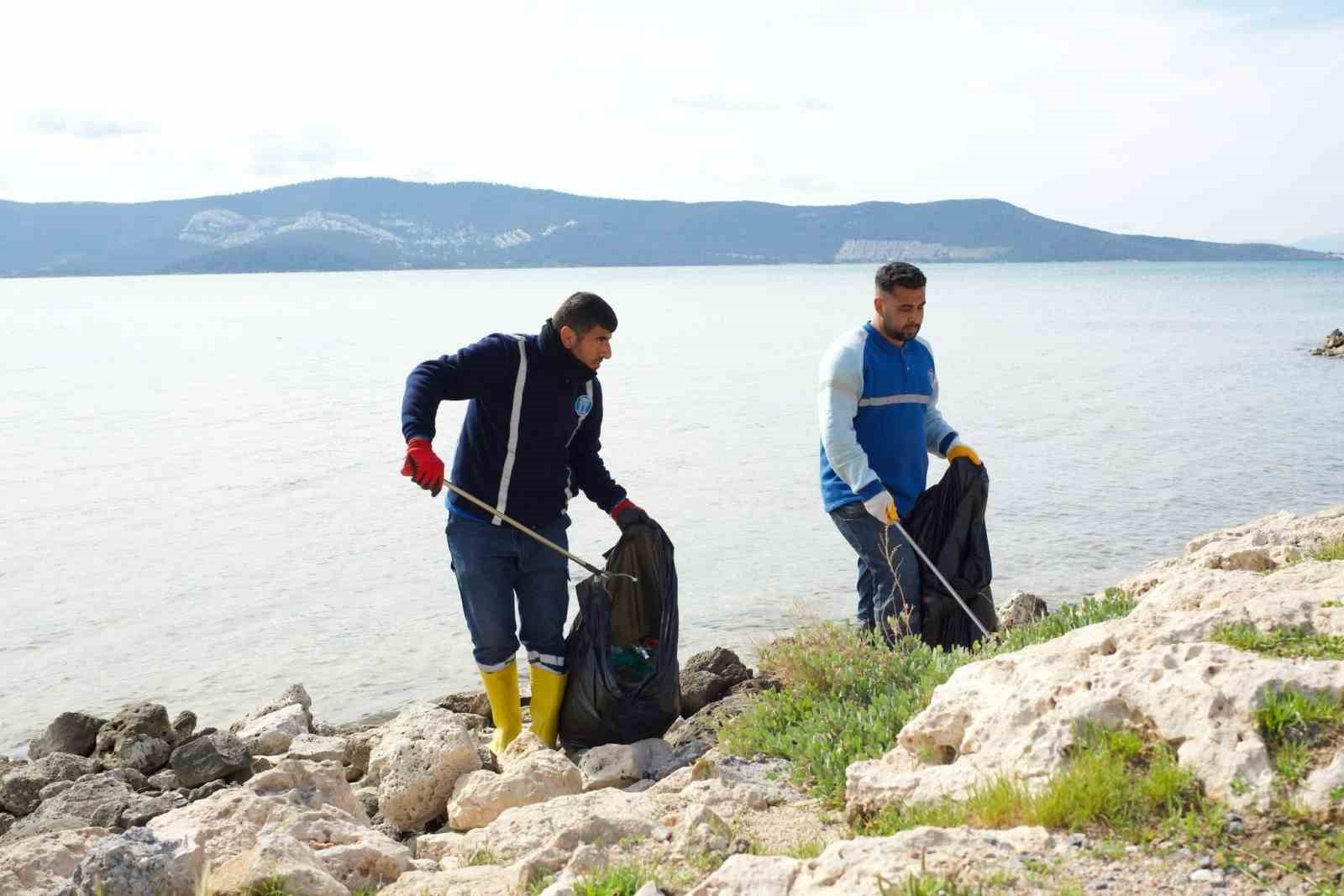 Didim Belediyesi sahilleri yaza hazırlıyor
