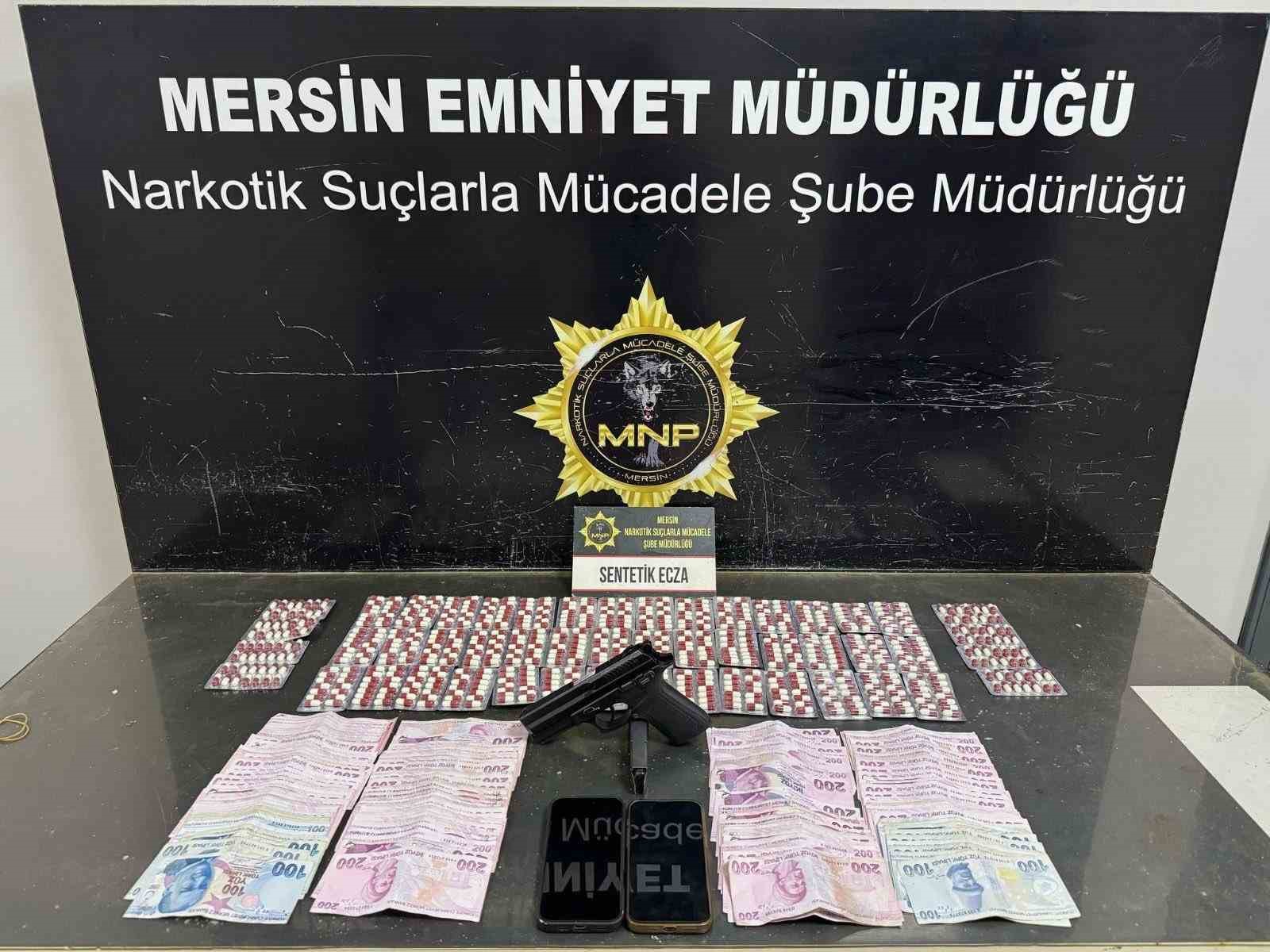 Mersin’de uyuşturucu taciri 42 şüpheli tutuklandı