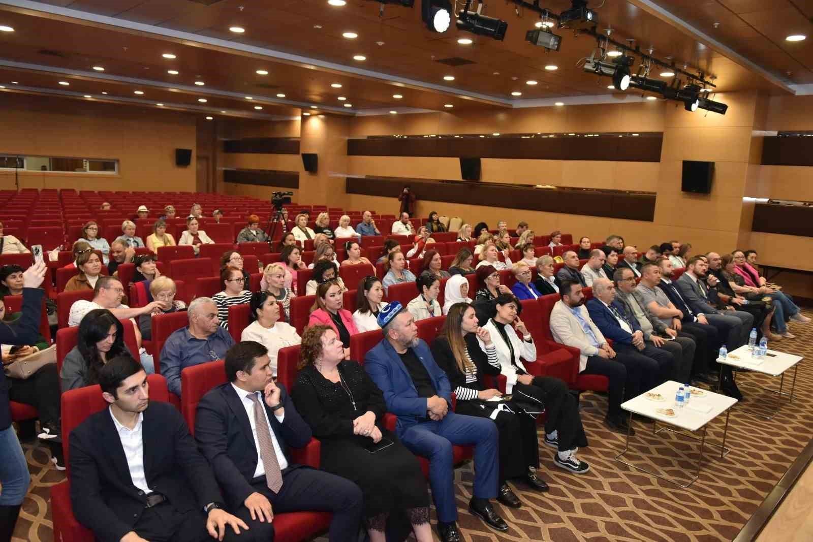 Kepez’de yabancı vatandaşların sorunları ele alındı