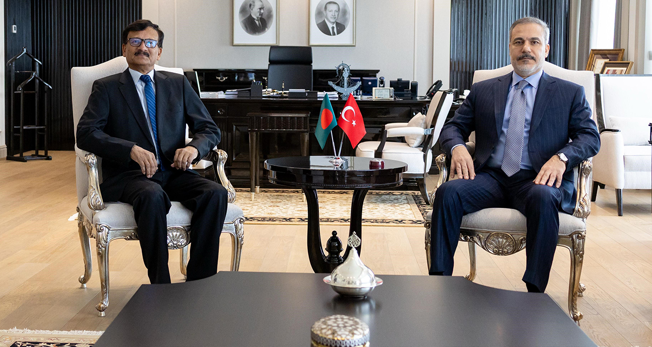 Bakan Fidan Bangladeşli mevkidaşı Hossain ile görüştü
