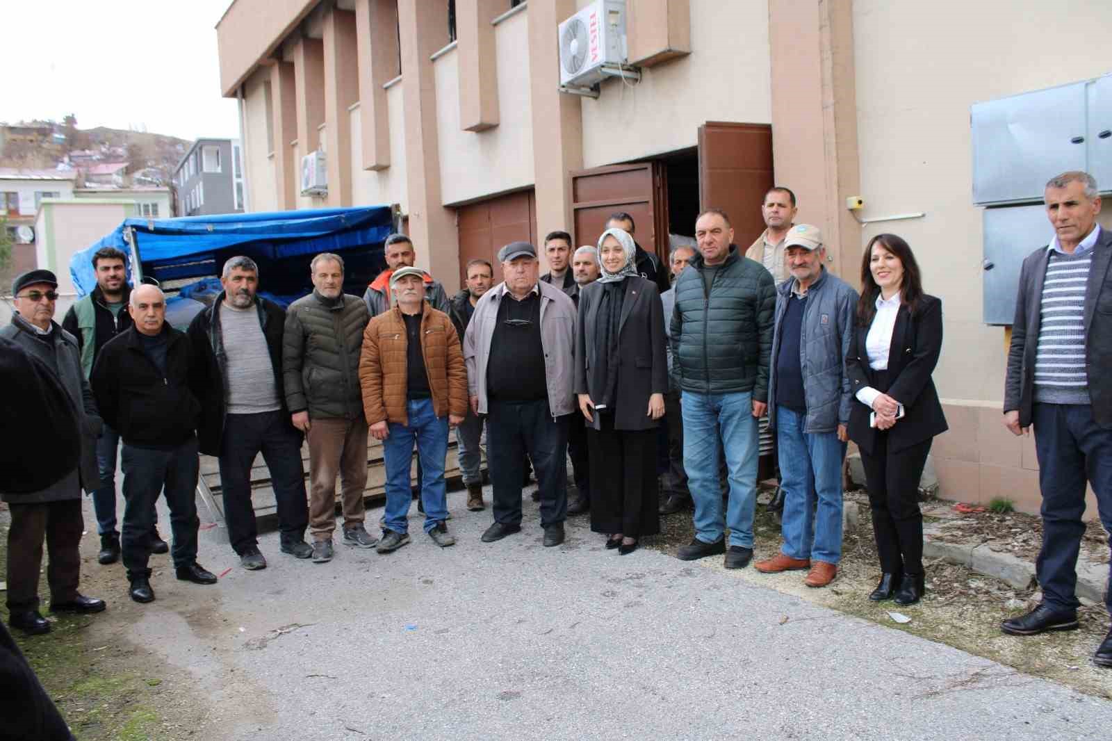 Tercanlı çiftçilere tohumluk tedarik edildi