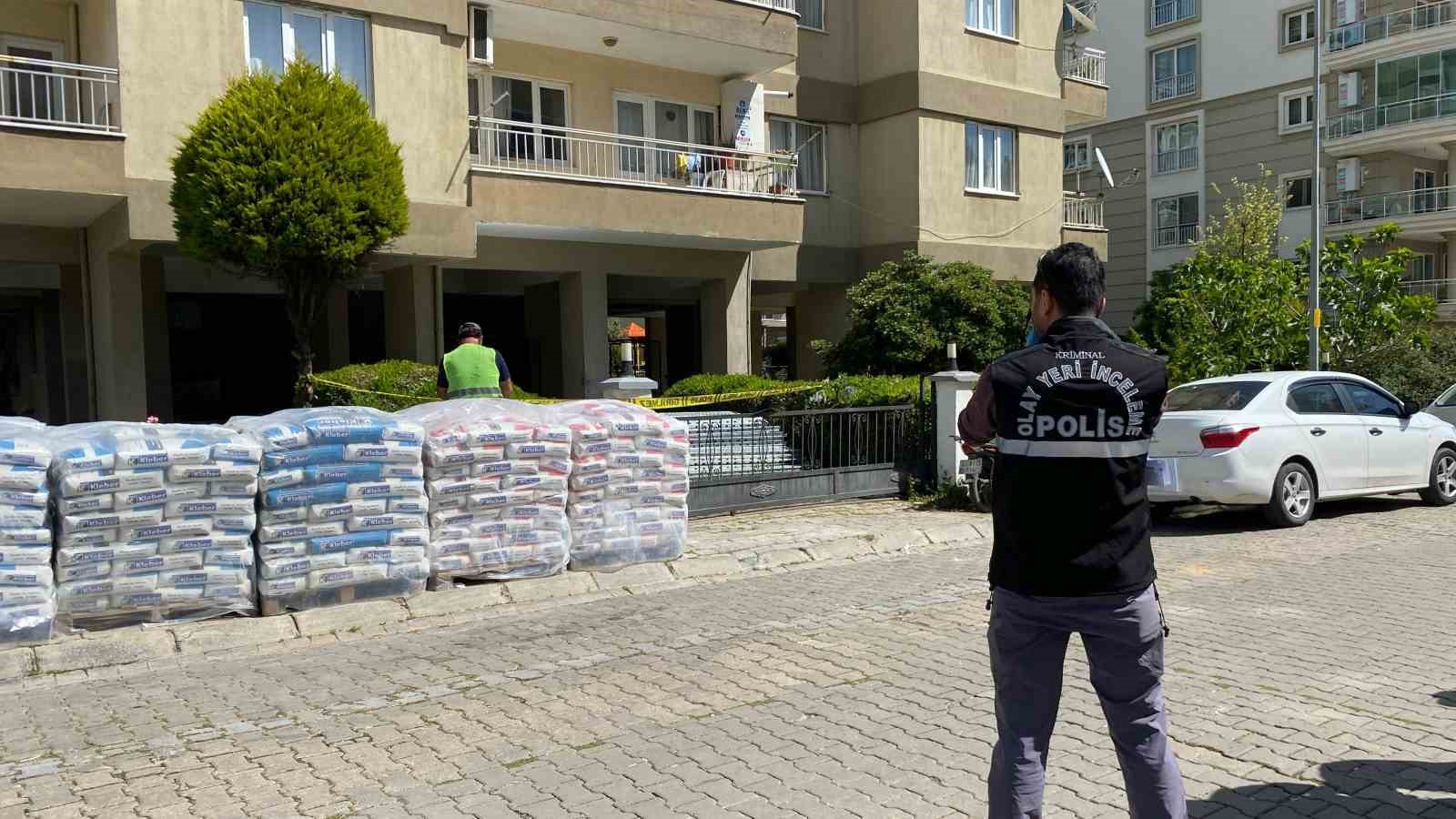 Apartmanın dış cephe işini paylaşamadılar: 1 yaralı