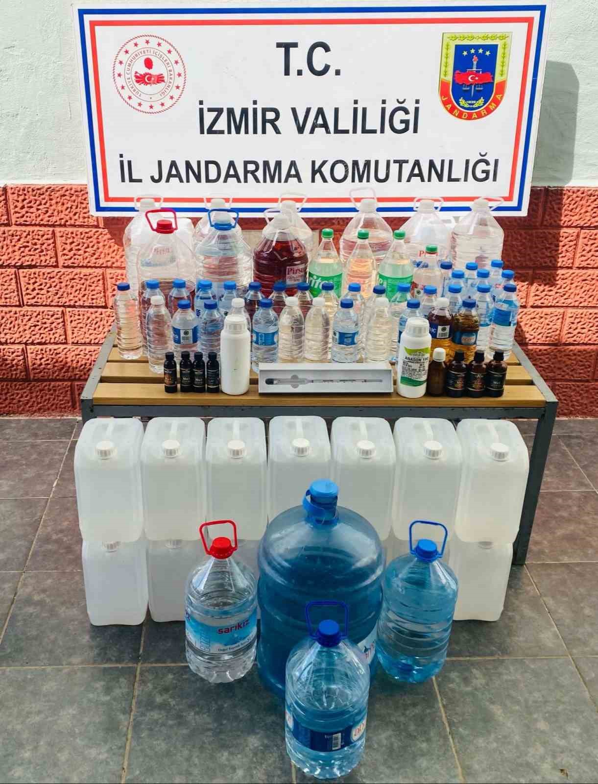 İzmir’de kaçak alkol operasyonu: 8 bin 223 litre etil alkol ele geçirildi