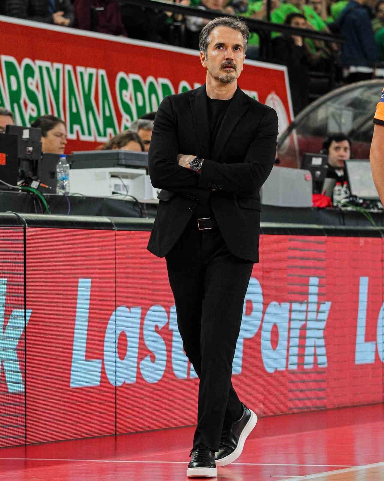 Karşıyaka Basketbol, ligde kalma yolunda yara aldı