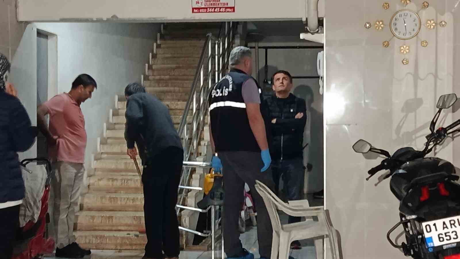 Adana’da apartman dairesinde yangın: 1 kişi ölü bulundu