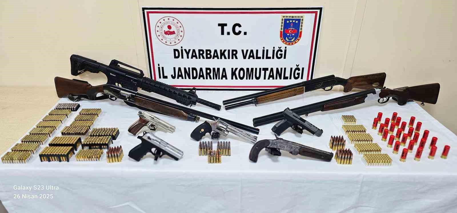 Arazi anlaşmazlığı nedeniyle 2 aile arasında silahlı çatışmada 3 kişi yaralandı