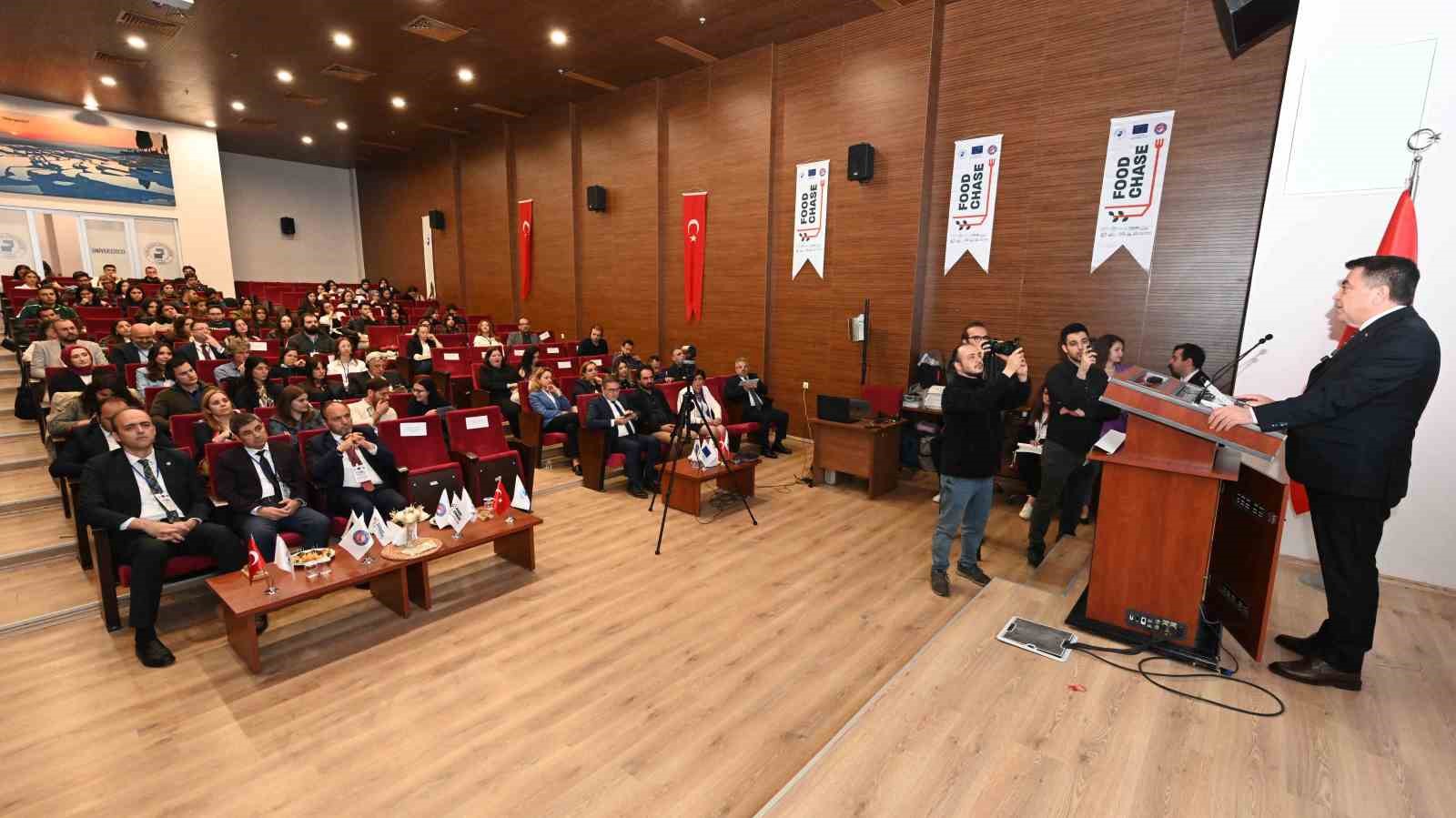Gıda israfını önlemek için Denizli’de buluştular