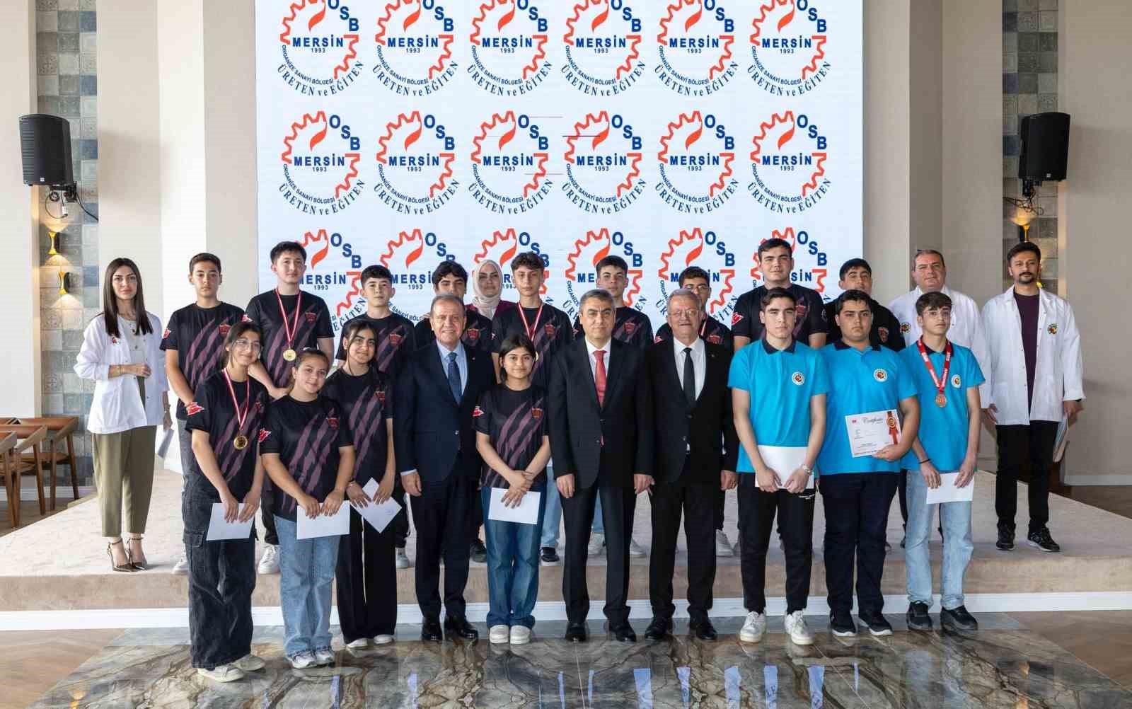 Özel Şişecam öğrencilerinin büyük başarısı