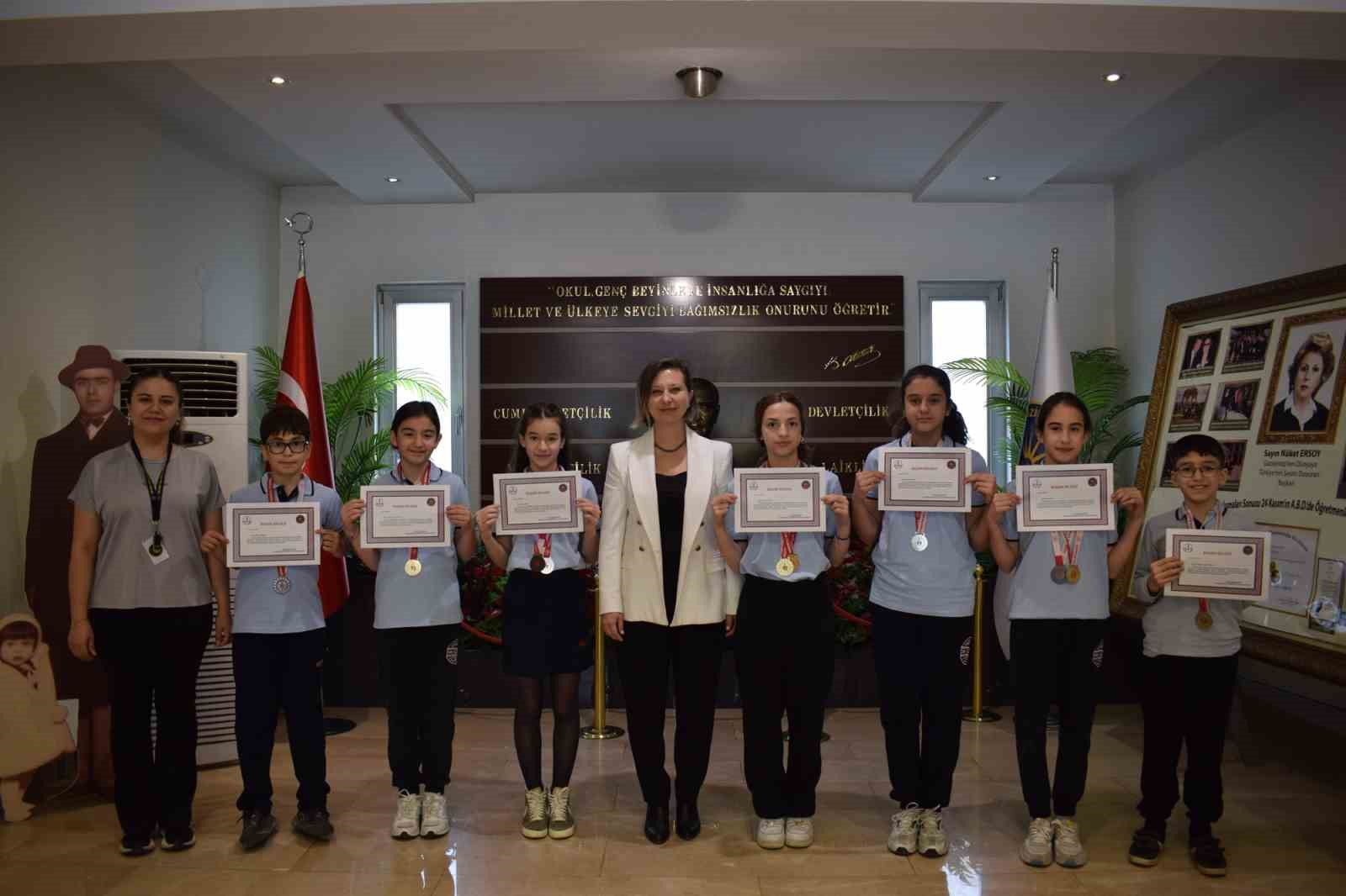 GKV Özel Okulları öğrencileri başarılarıyla dikkat çekiyor