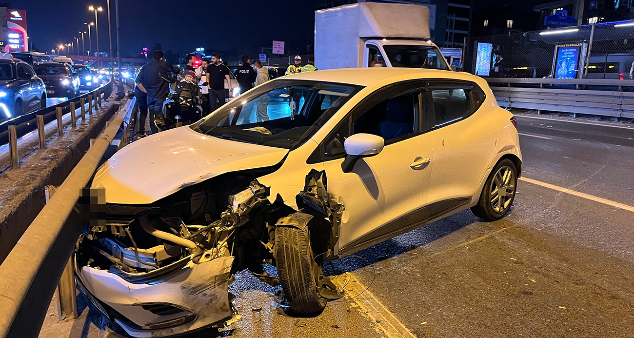 Küçükçekmece E-5’te alkollü sürücü zincirleme kazaya neden oldu