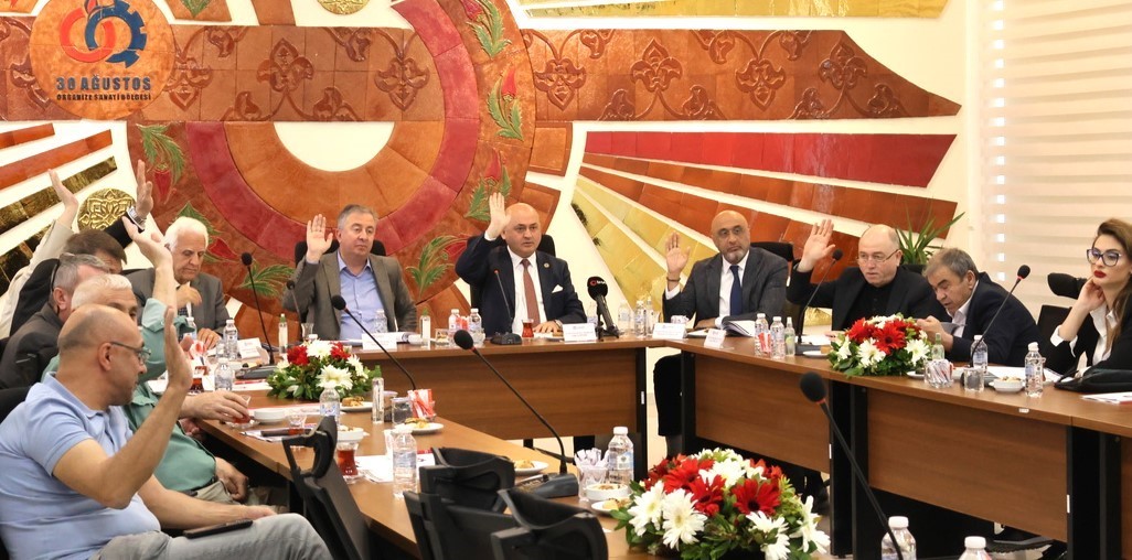 Kütahya’da ’30 Ağustos OSB Genel Kurulu Toplantısı’ yapıldı, yeni dönem için hedefler belirlendi