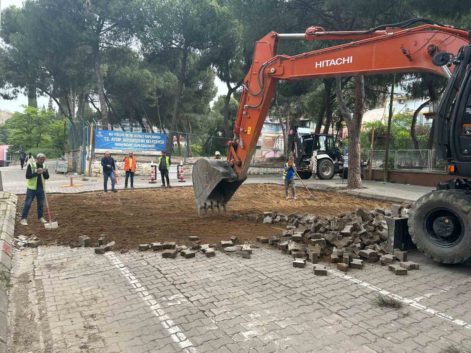 Büyükşehir yol çalışmalarında hız kesmiyor