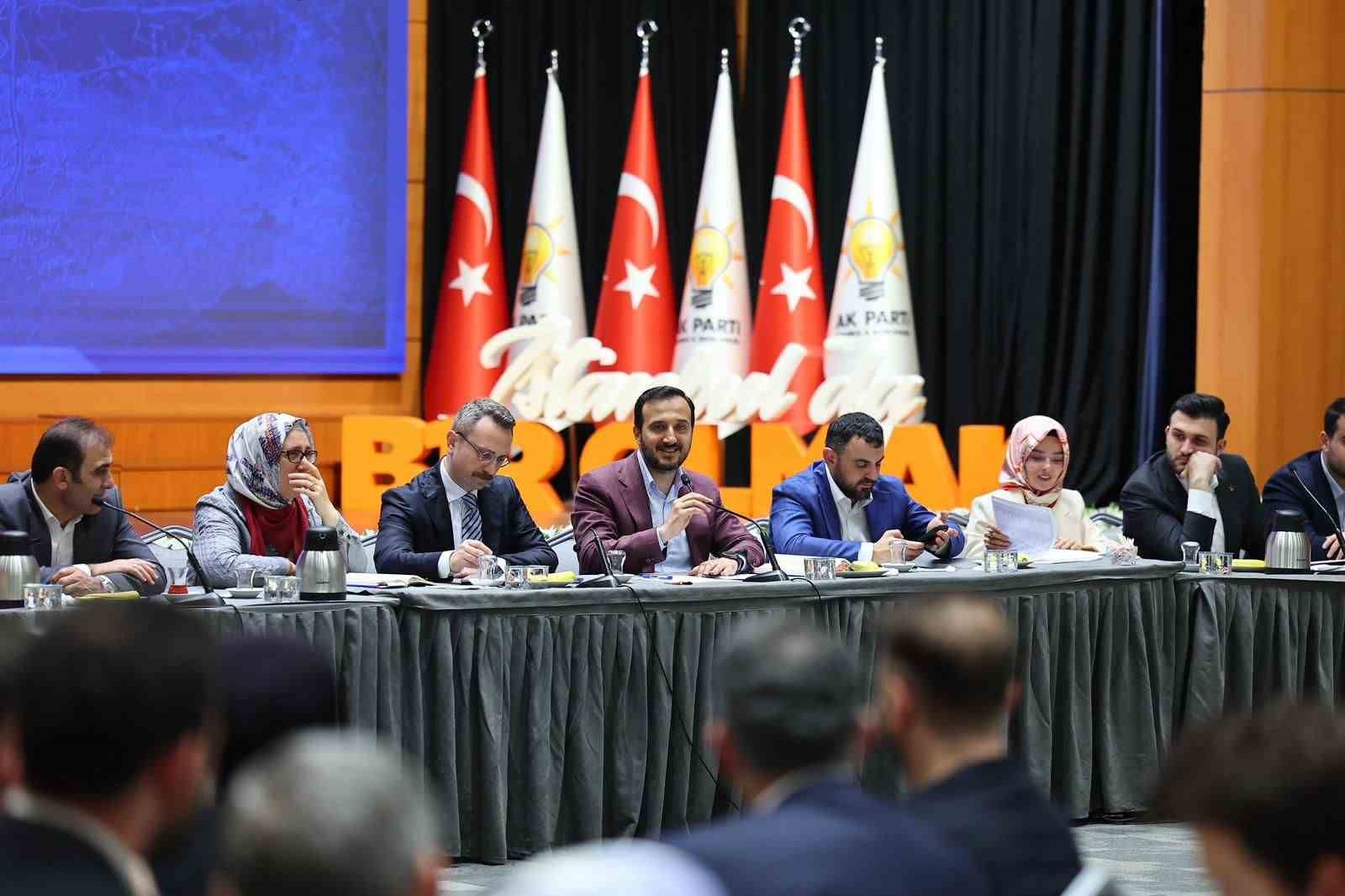 ak-parti-istanbul-dan-39-ilcede-uye-bulusmasi-5-ayda-50-bin-yeni-uye