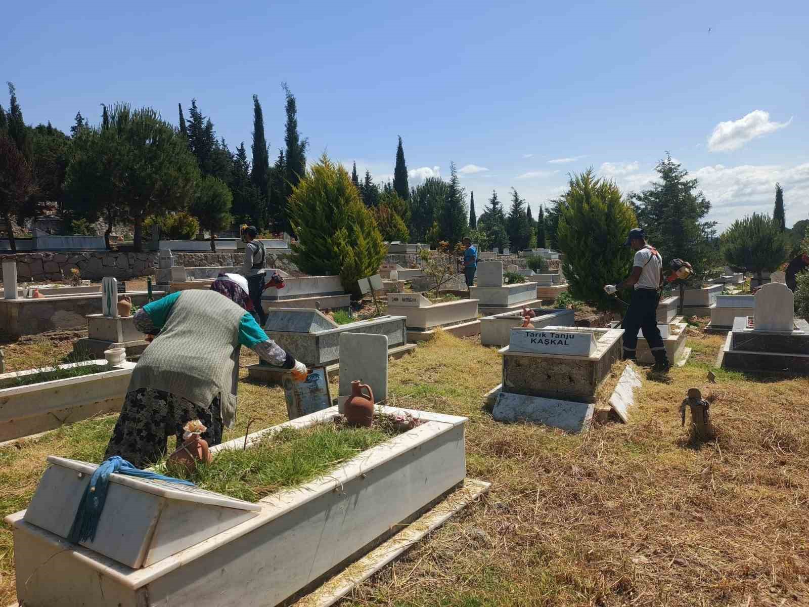 ayvalik-belediyesi-kurban-bayrami-hazirliklarini-tamamladi