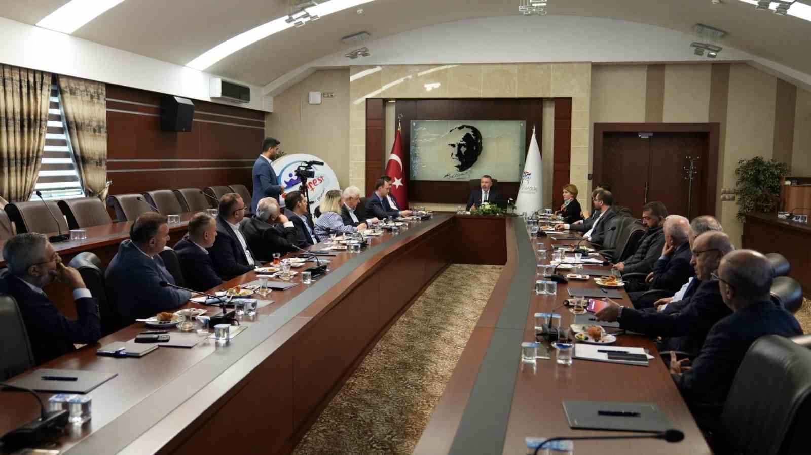Karabük Üniversitesi şehirle iş birliğini güçlendiriyor