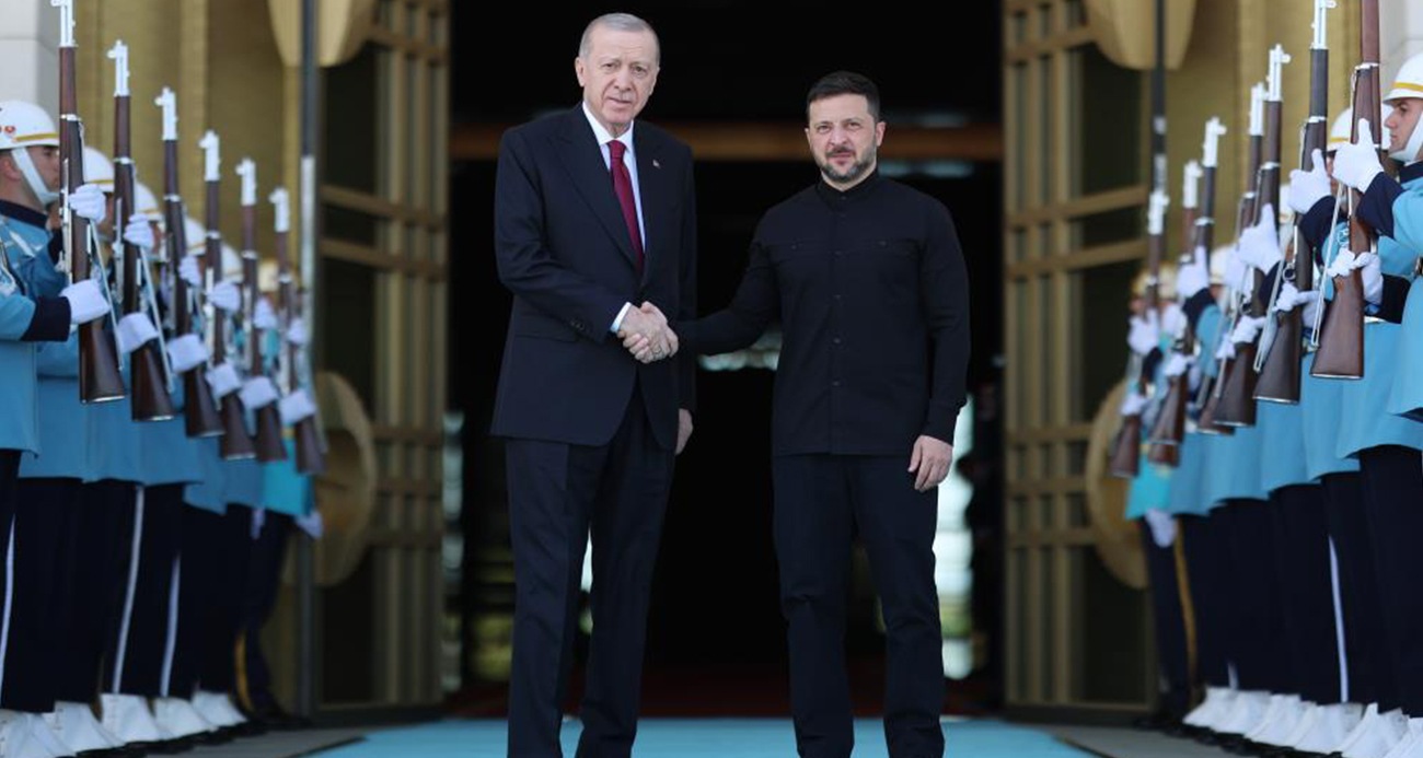 Cumhurbaşkanı Erdoğan ve Zelenskiy ile bir araya geldi
