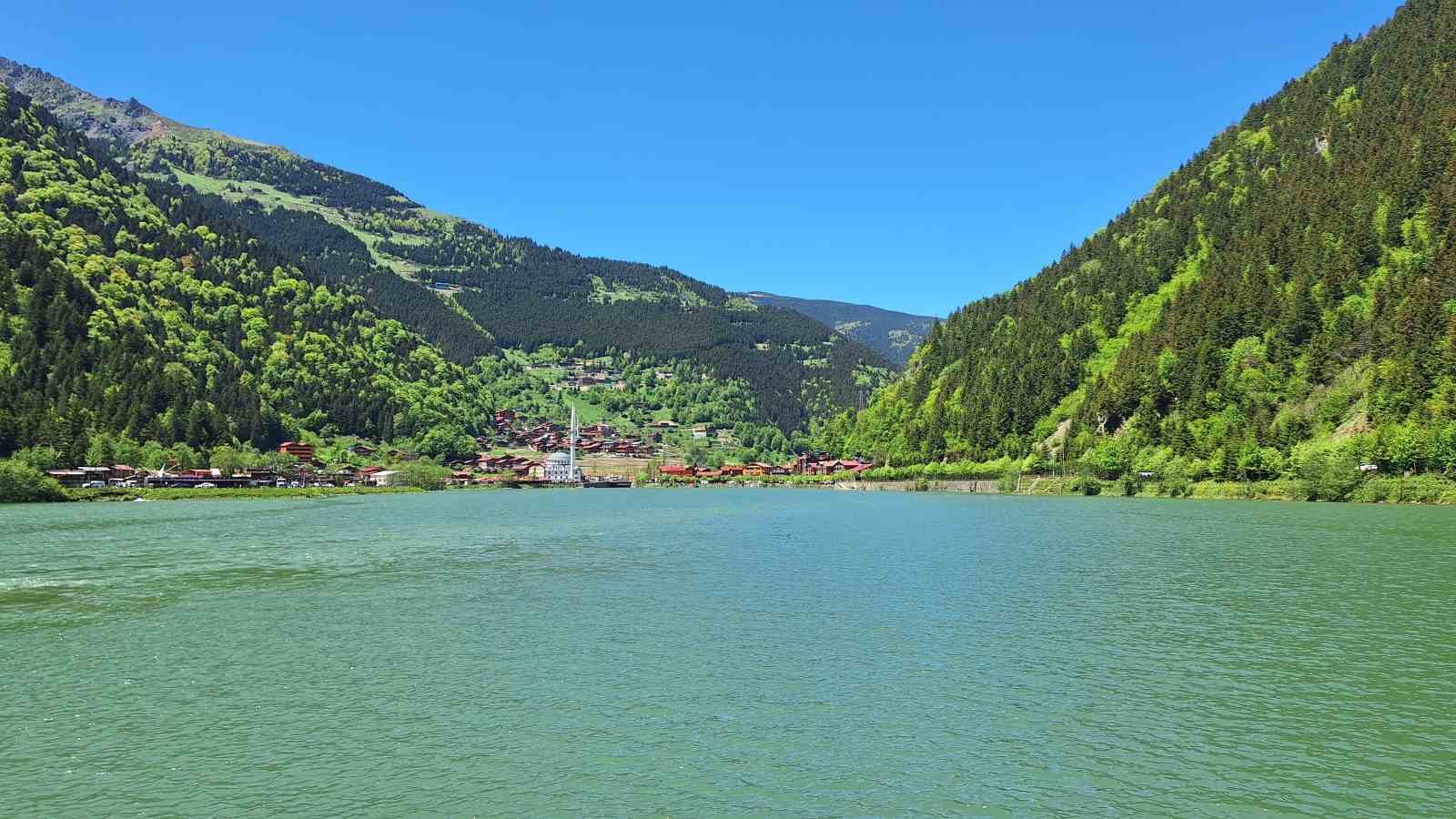 TBMM heyeti, turizm merkezi Uzungöl’de incelemelerde bulundu