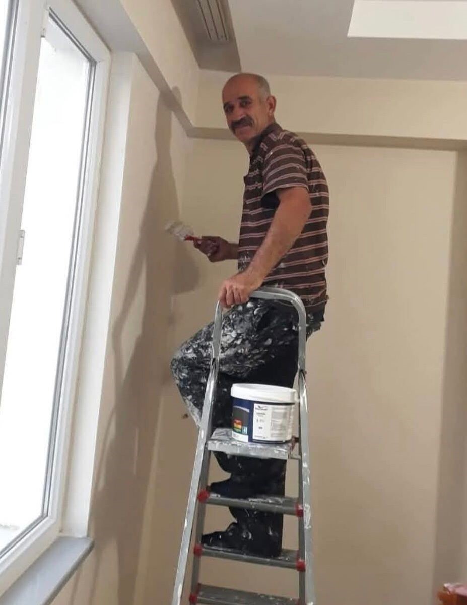 Konya’da merdivenden düşen boyacı hayatını kaybetti