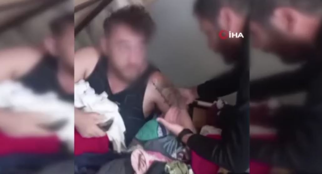 Bazanın içerisinde saklanırken bulundu, 