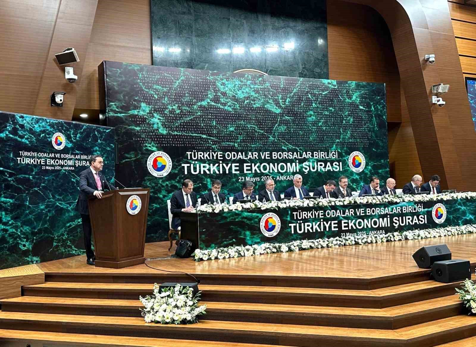 Başkan Kasapoğlu, ekonomi şurasında konuştu; 