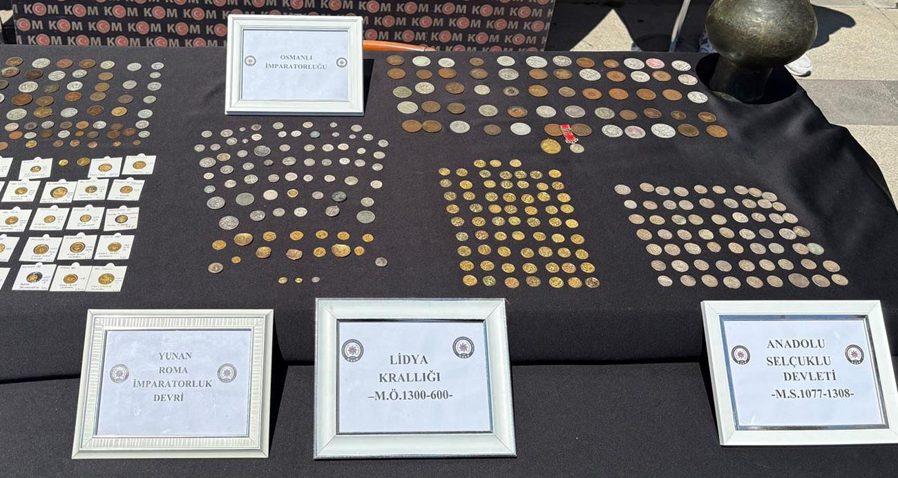 İstanbul’da tarihi eser operasyonu: Padişah fermanı ele geçirildi