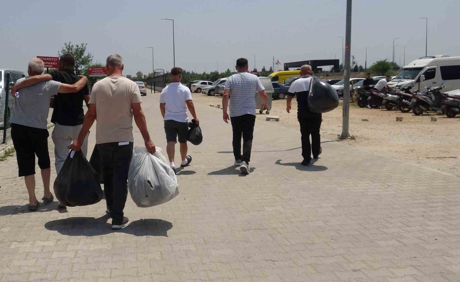 Antalya’da infaz düzenlemesiyle tahliyeler başladı, bayram sevinci ikiye katlandı