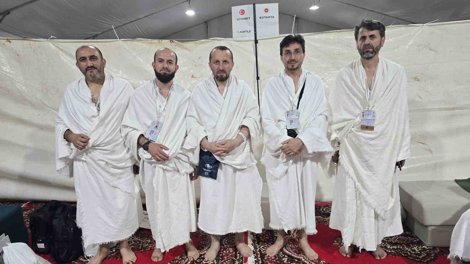 Kütahyalı hacı adayları Arafat’ta vakfeye durdu