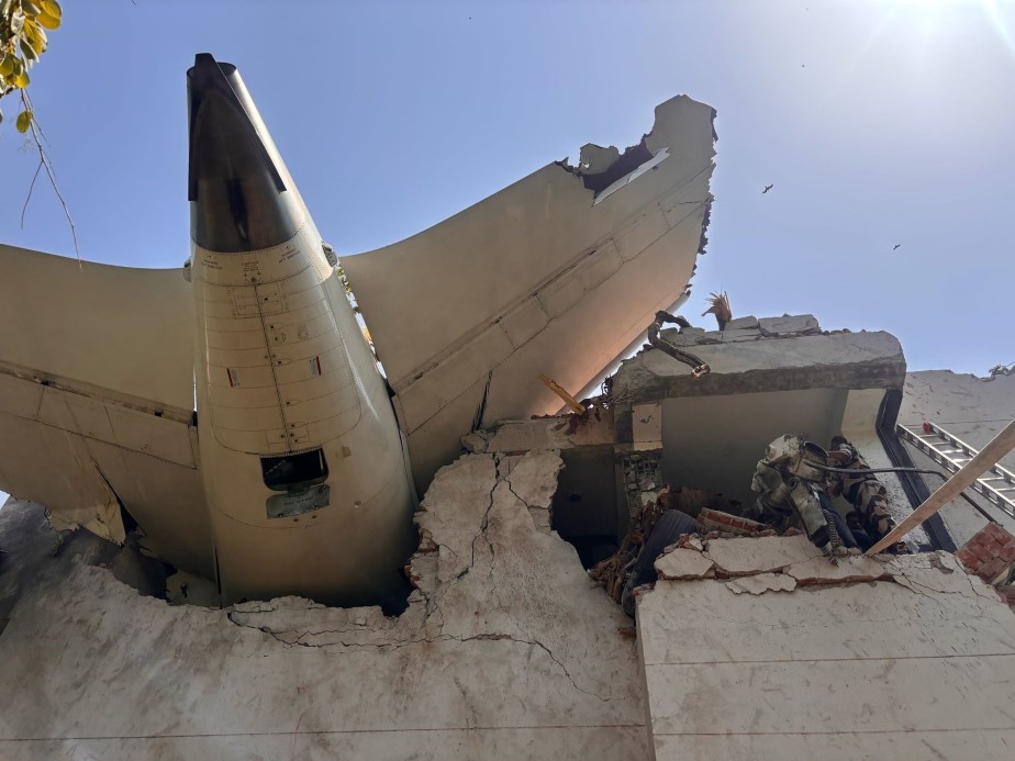 Hindistan'daki uçak kazasında ölü sayısı 290’ı aştı