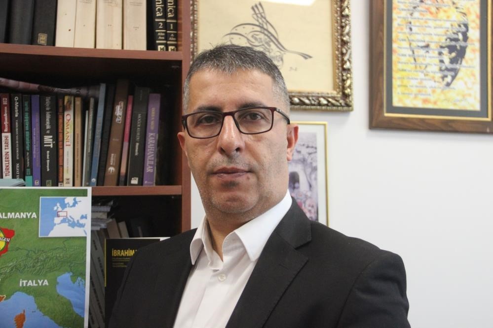Eğilmez: 