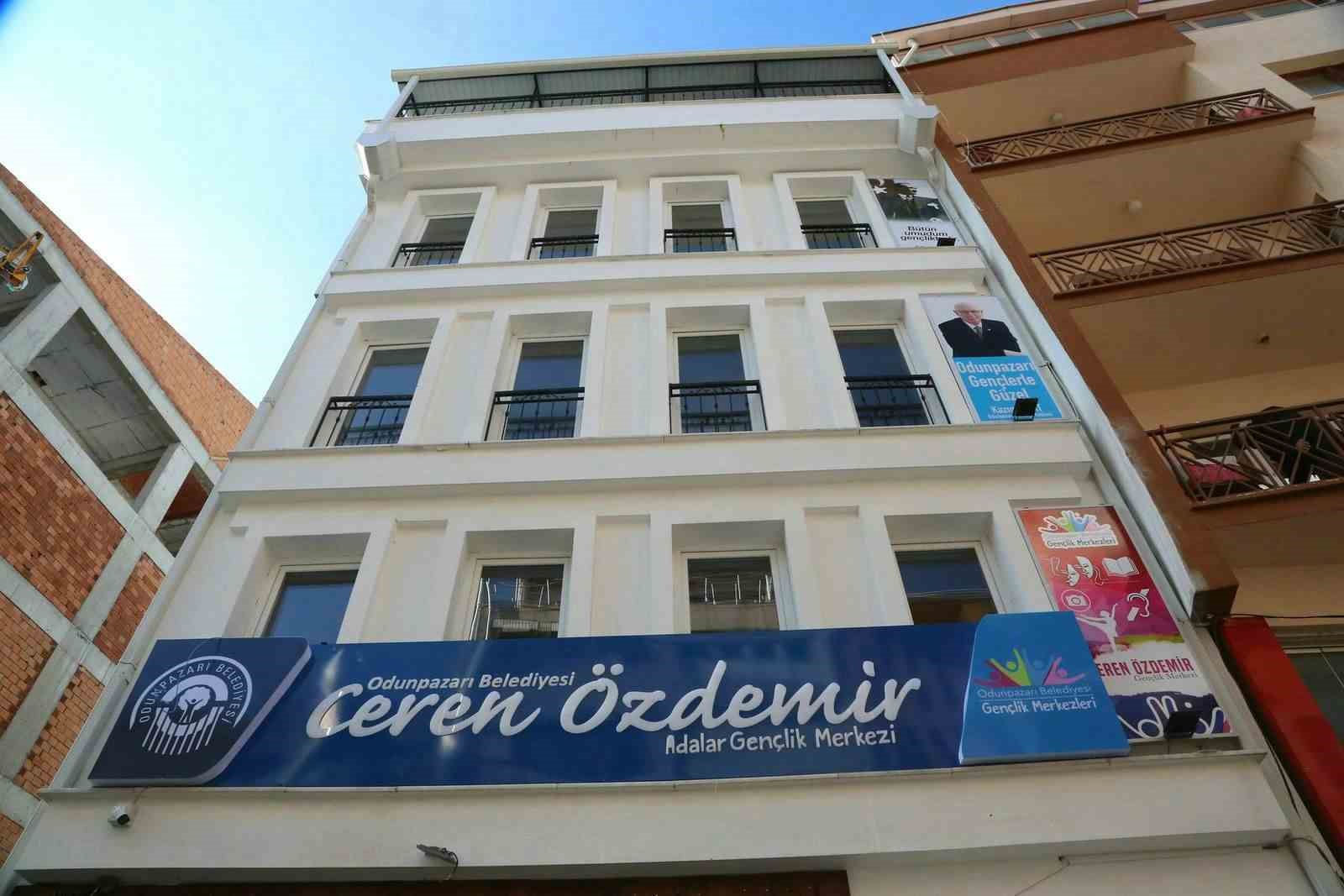 Odunpazarı Belediyesi’nden eğitime büyük destek