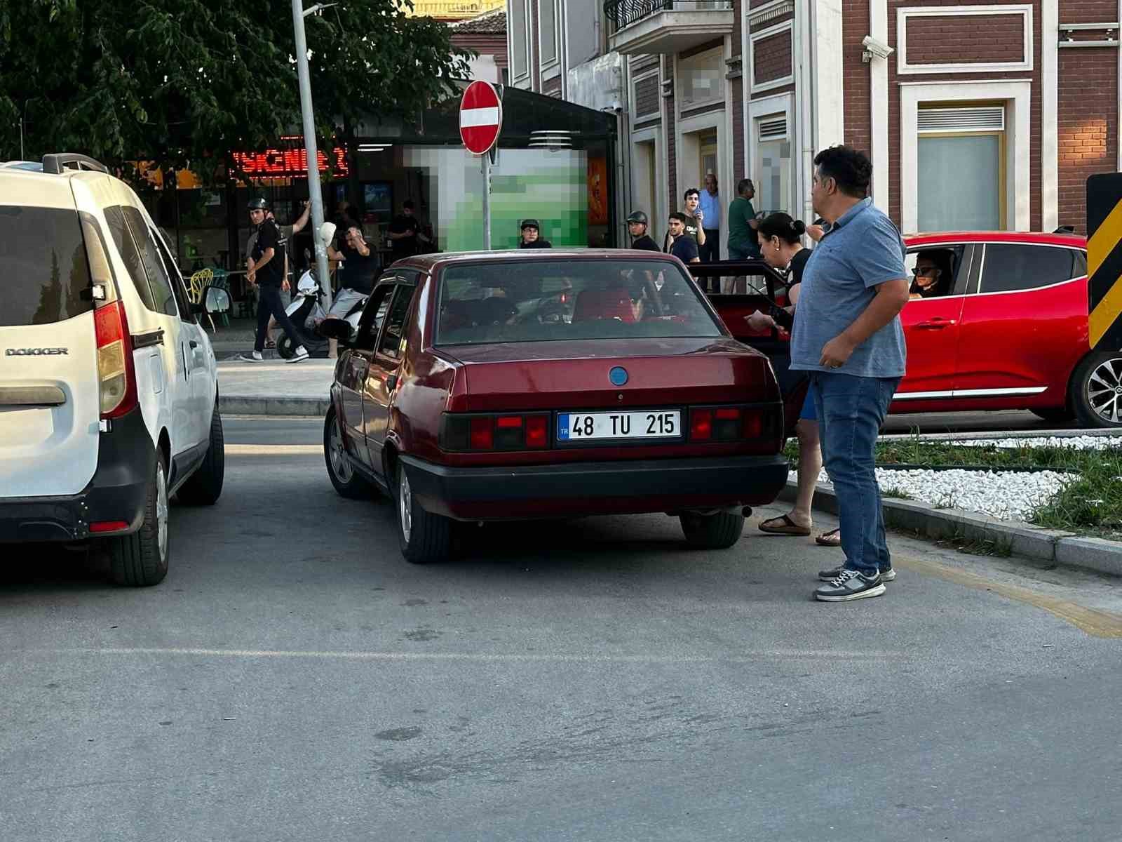 Polise mukavemet gösterdi, annesi 