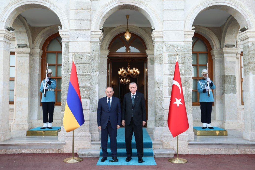 Cumhurbaşkanı Erdoğan, Paşinyan'ı kabul etti