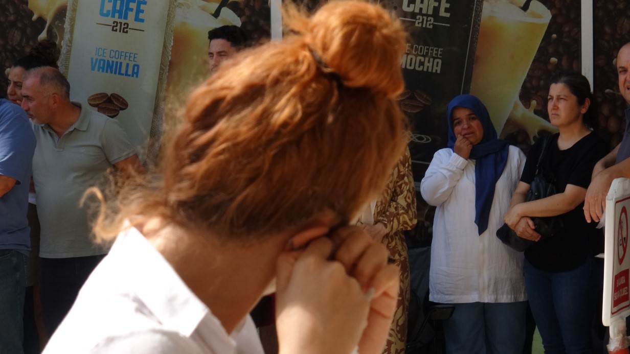 Tüm veliler onun için seferber oldu: Genç kızın hayalleri kulağındaki takı yüzünden yarım kaldı