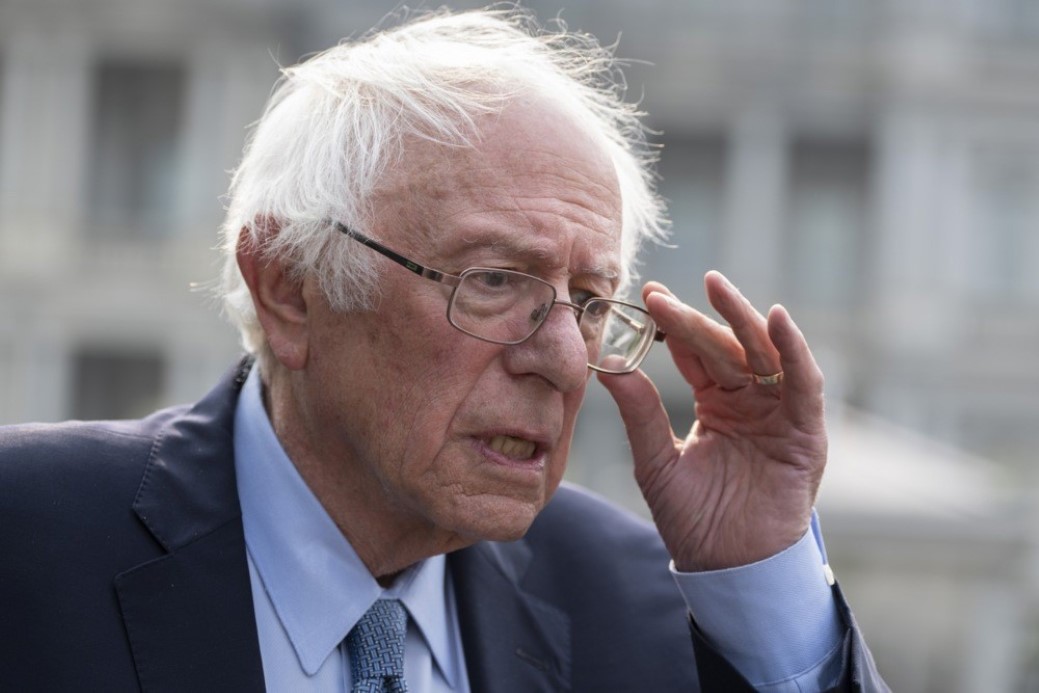 Senatör Sanders Trump'a seslendi: 