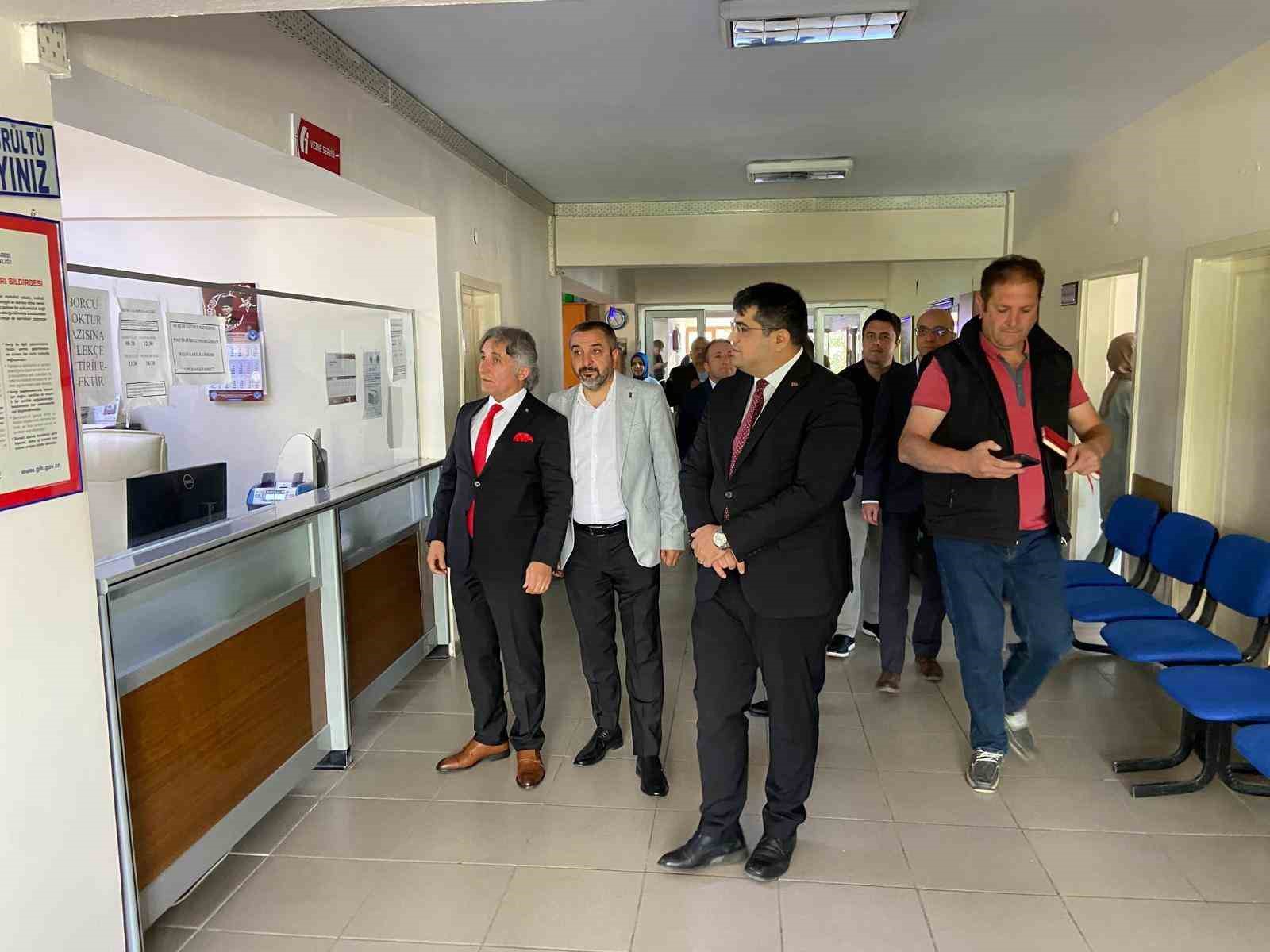 Akdağmadeni’nde bin 382 vergi mükellefi bulunan vergi dairesi açıldı