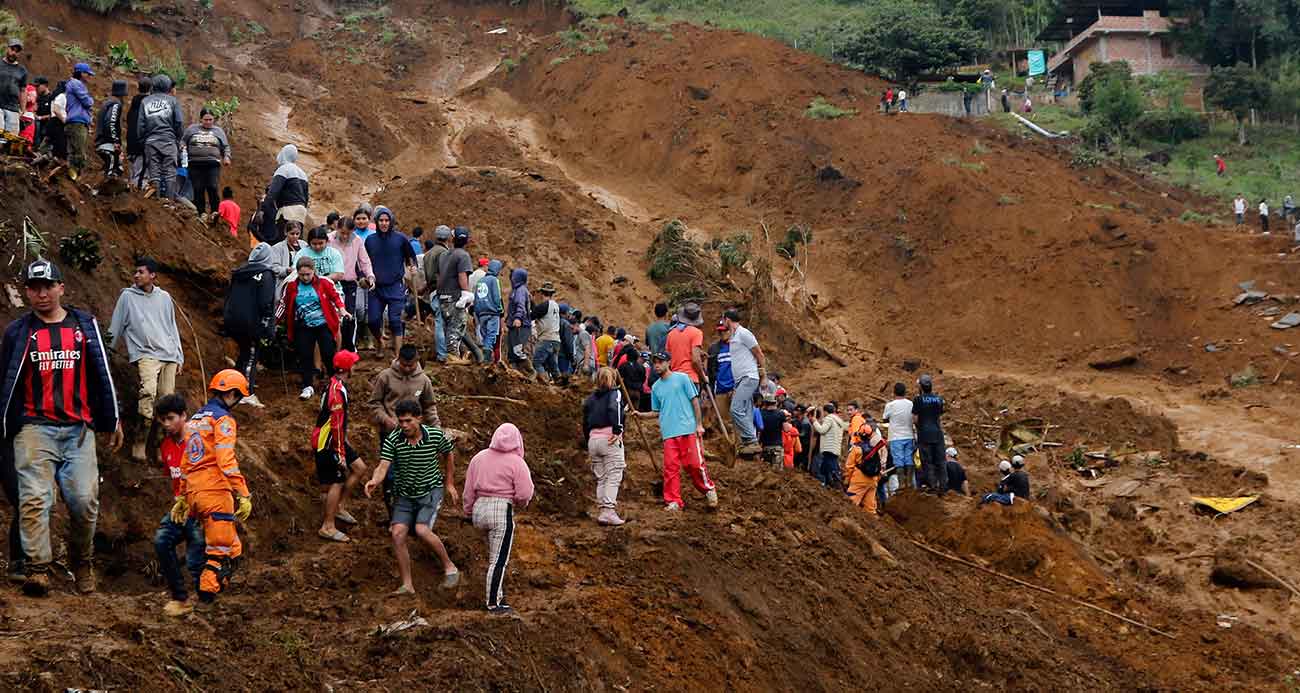 Kolombiya'da toprak kayması: 10 ölü, 15 yaralı