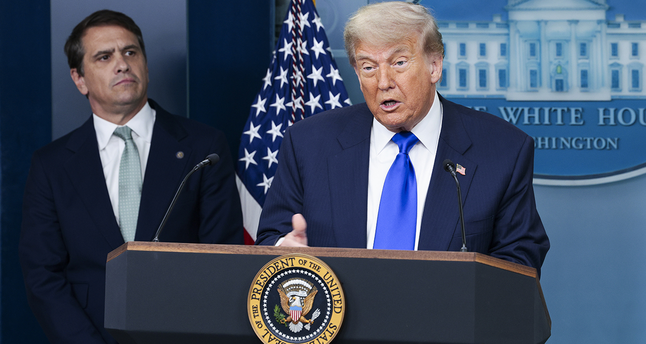 Trump'tan Ukrayna'ya daha fazla silah gönderme kararı