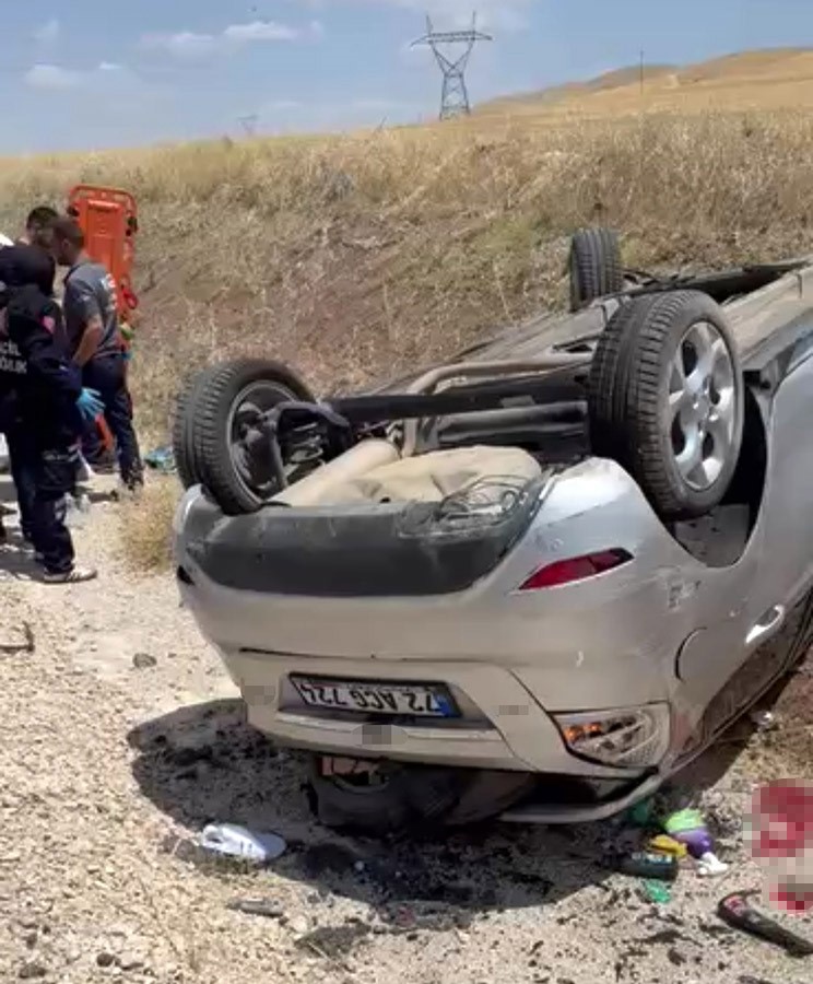 Siirt’te takla atan otomobilin sürücüsü yaralandı